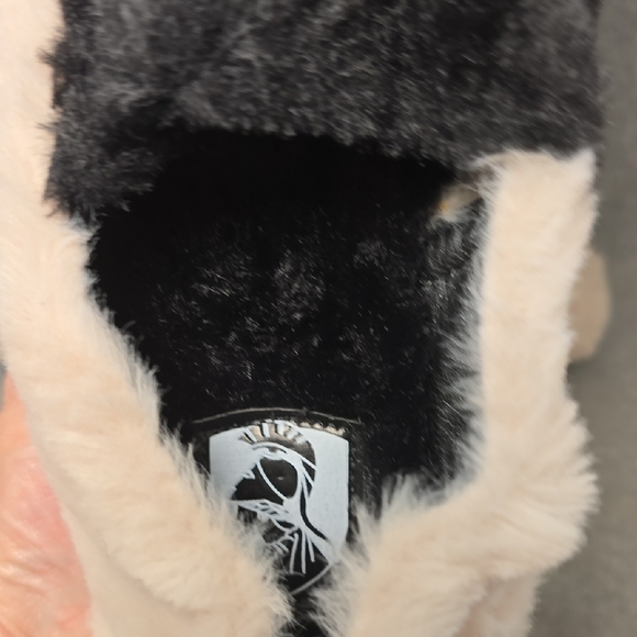 VHNY Elegant Women's Faux Fur Slippers - Black and Cream Color Block 39 US 9 - Picture 3 of 8